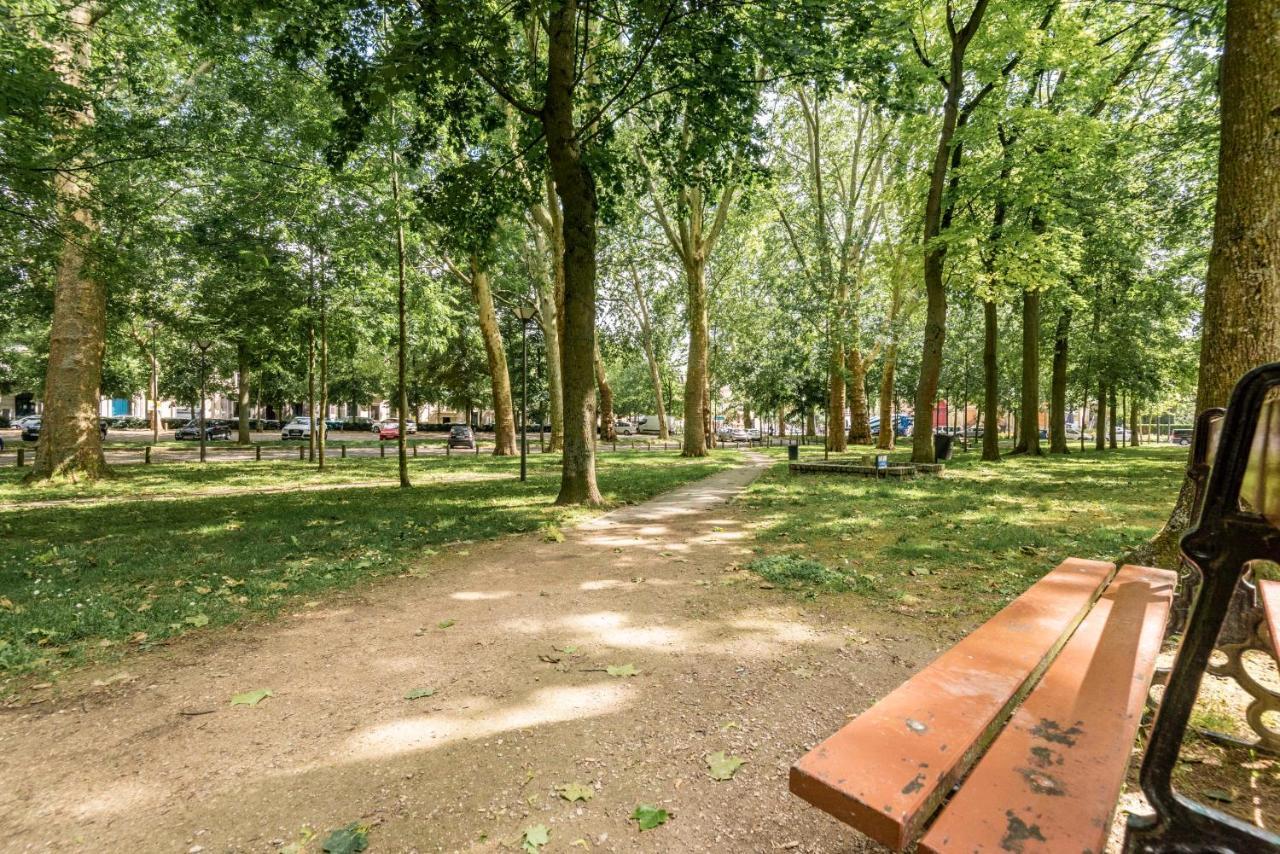 Feuillatte Lägenhet Reims Exteriör bild